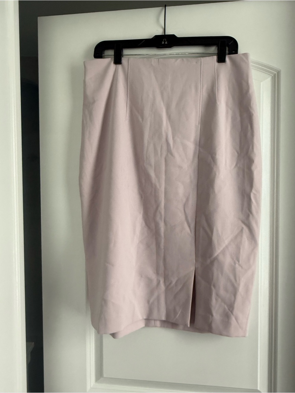 White House Black Market Pale Pink Pencil Skirt